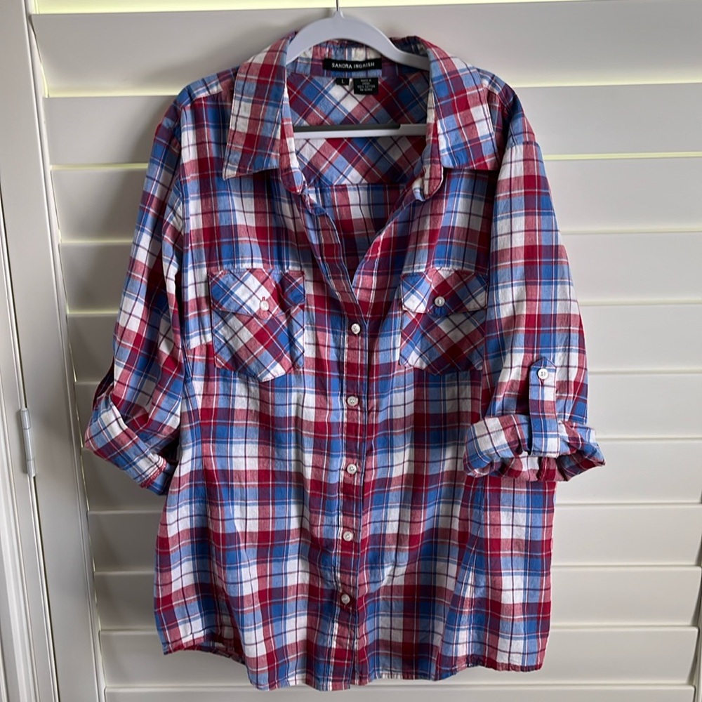 Red, white & blue plaid button down size L